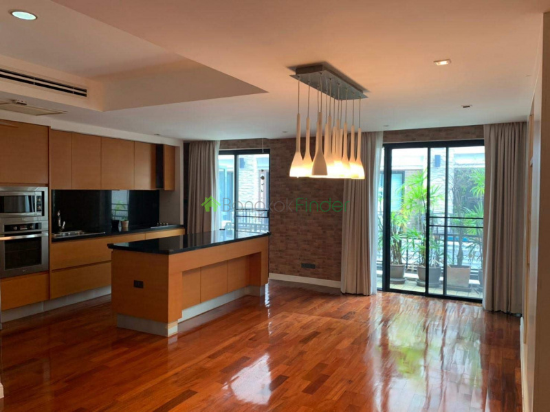 Thonglor, Bangkok, Thailand, 4 Bedrooms Bedrooms, ,5 BathroomsBathrooms,Town House,For Rent,7152