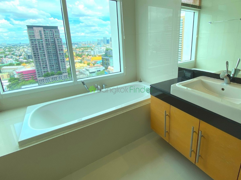 Ekamai, Bangkok, Thailand, 2 Bedrooms Bedrooms, ,2 BathroomsBathrooms,Condo,For Rent,Fullerton,7170
