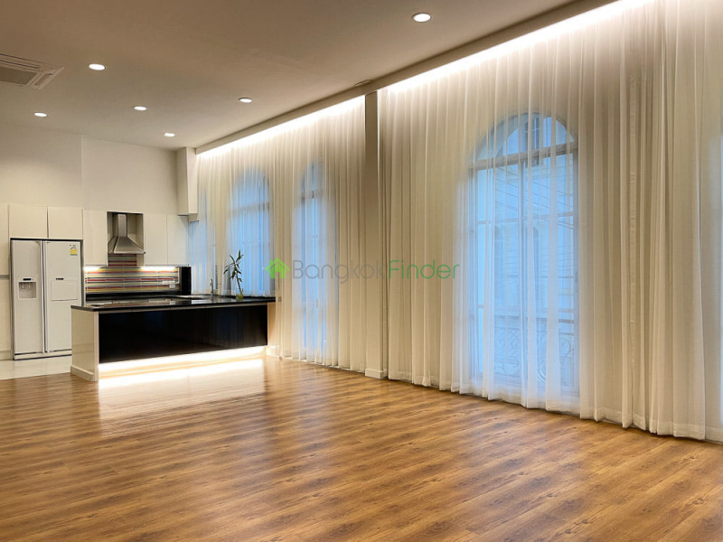 Rama 3, Bangkok, Thailand, 5 Bedrooms Bedrooms, ,6 BathroomsBathrooms,Town House,For Rent,7174