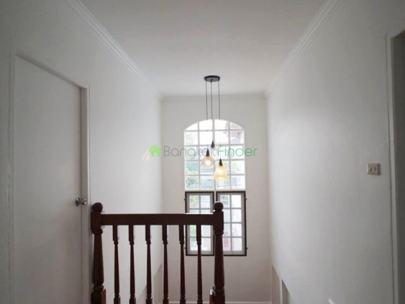 Srinakarin, Bangna-Srinakarin, Bangkok, Thailand, 4 Bedrooms Bedrooms, ,5 BathroomsBathrooms,House,For Rent,Srinakarin,7216