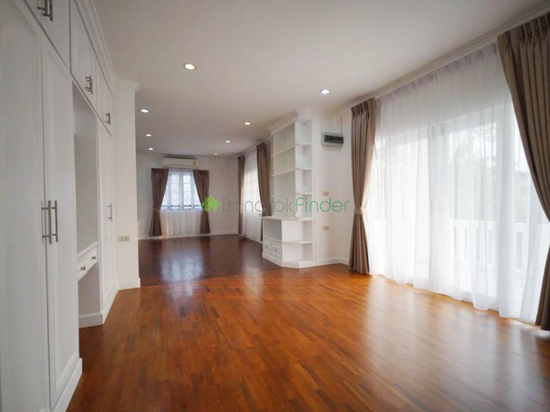 Srinakarin, Bangna-Srinakarin, Bangkok, Thailand, 4 Bedrooms Bedrooms, ,5 BathroomsBathrooms,House,For Rent,Srinakarin,7216