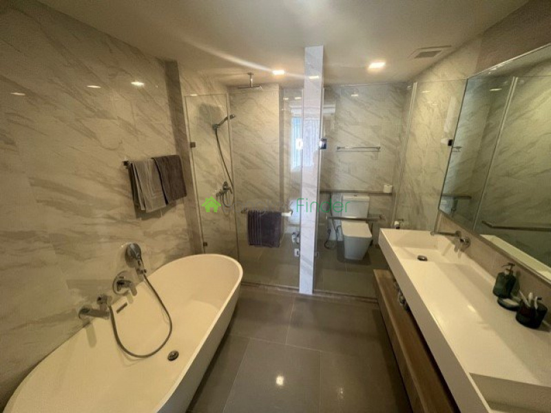 Asoke, Bangkok, Thailand, 2 Bedrooms Bedrooms, ,2 BathroomsBathrooms,Condo,For Rent,Fynn,7217