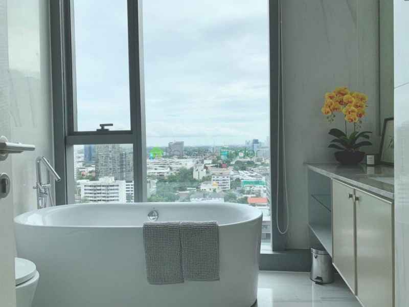 Phrompong, Bangkok, Thailand, 2 Bedrooms Bedrooms, ,2 BathroomsBathrooms,Condo,For Rent,Kraam Sukhumvit 26,7223