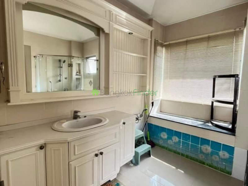 Bangna-Srinakarin, Bangkok, Thailand, 3 Bedrooms Bedrooms, ,3 BathroomsBathrooms,House,For Sale,7224