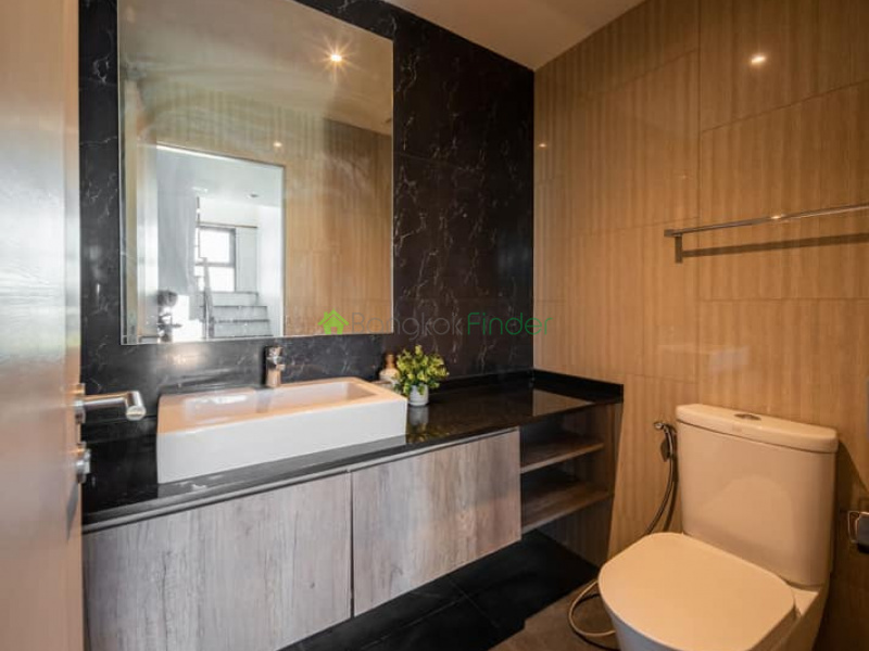 Punnawithi, Bangkok, Thailand, 3 Bedrooms Bedrooms, ,4 BathroomsBathrooms,Condo,For Sale,The Unique,7233