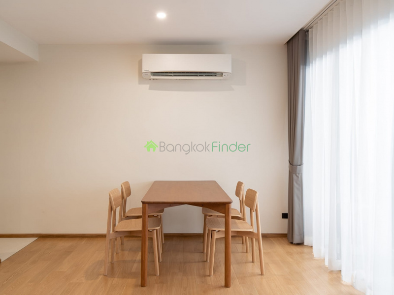 Thonglor, Bangkok, Thailand, 2 Bedrooms Bedrooms, ,2 BathroomsBathrooms,Condo,For Rent,Von Napa,7234