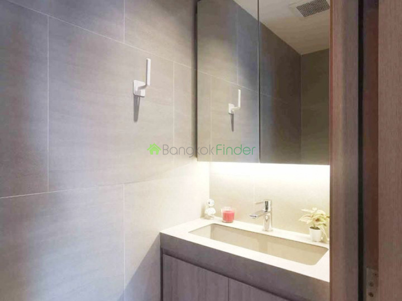 Silom, Bangkok, Thailand, 2 Bedrooms Bedrooms, ,1 BathroomBathrooms,Condo,For Rent,The Lofts Silom,7240