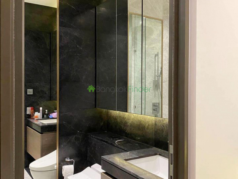 Chidlom, Bangkok, Thailand, 2 Bedrooms Bedrooms, ,2 BathroomsBathrooms,Condo,For Rent,28 Chidlom,7247