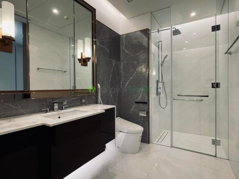 Tonson, Bangkok, Thailand, 1 Bedroom Bedrooms, ,1 BathroomBathrooms,Condo,For Rent,Sindhorn Residence,7259