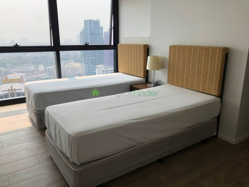 Silom, Bangkok, Thailand, 2 Bedrooms Bedrooms, ,2 BathroomsBathrooms,Condo,For Rent,The Lofts Silom,7266