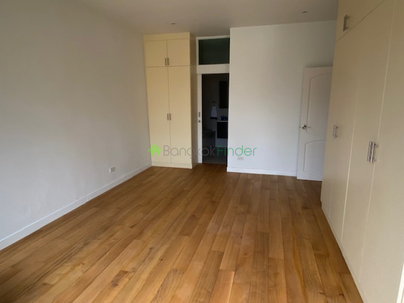 Sukhumvit-Phrom Phong, Phrom Phong, Bangkok, Thailand, 3 Bedrooms Bedrooms, ,2 BathroomsBathrooms,Condo,For Rent,Raintree Village,Sukhumvit-Phrom Phong,7289