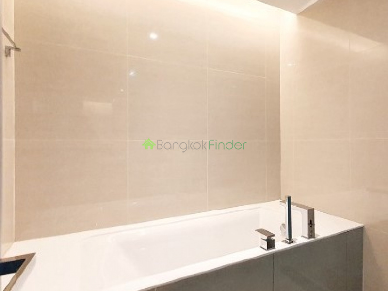 Sukhumvit 31, Bangkok, Thailand, 3 Bedrooms Bedrooms, ,2 BathroomsBathrooms,Condo,For Sale,Circle Sukhumvit 31,7303