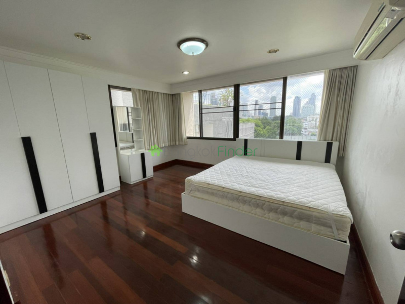 Phromphong, Bangkok, Thailand, 3 Bedrooms Bedrooms, ,2 BathroomsBathrooms,Condo,For Rent,Academia Grand Tower,7326