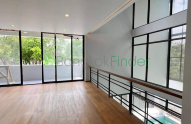 Ratchadapisek, Bangkok, Thailand, 5 Bedrooms Bedrooms, ,6 BathroomsBathrooms,House,For Sale,7330