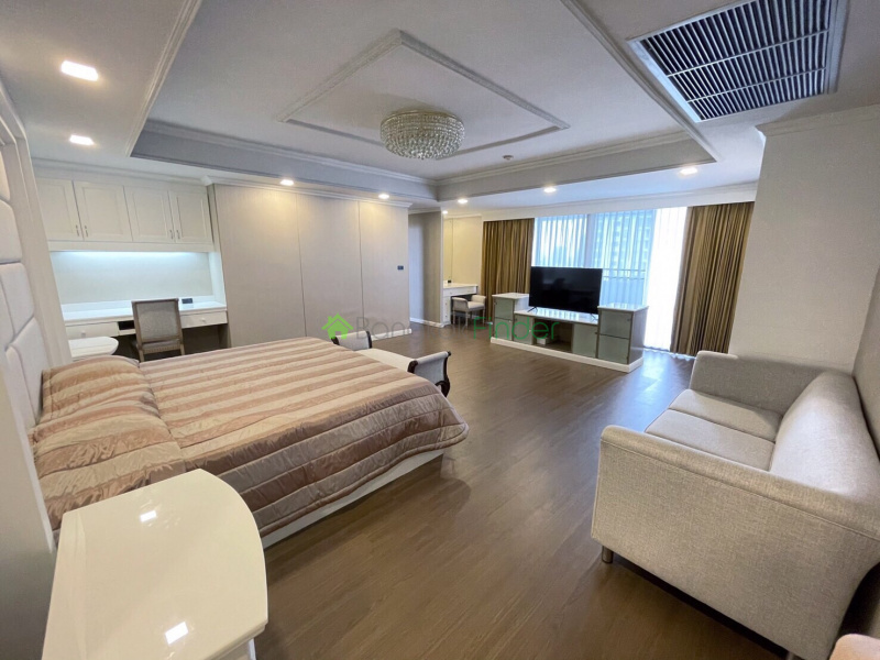 Soi Charoen Chai, Ekamai, Bangkok, Thailand 10110, 4 Bedrooms Bedrooms, ,4 BathroomsBathrooms,Condo,For Rent,Oriental Tower,23,7334