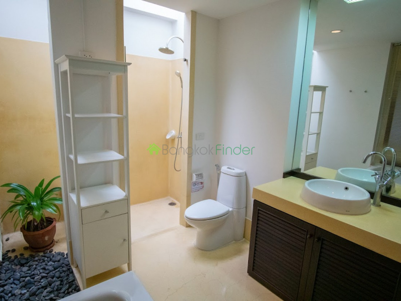 Sukhumvit-Phrom Phong, Phrom Phong, Bangkok, Thailand, 3 Bedrooms Bedrooms, ,3 BathroomsBathrooms,House,For Rent,Sukhumvit-Phrom Phong,7343