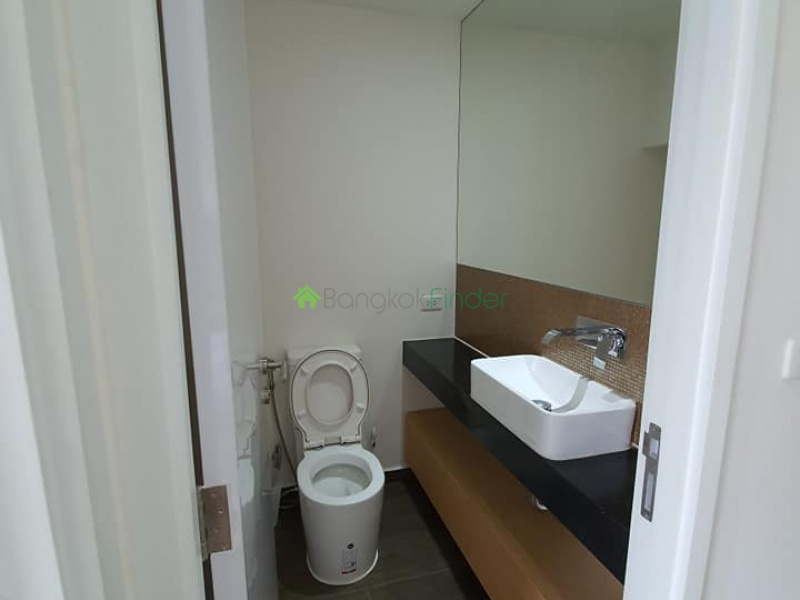 Ekamai, Bangkok, Thailand, 2 Bedrooms Bedrooms, ,2 BathroomsBathrooms,Condo,For Rent,The Loft Ekkamai,7363
