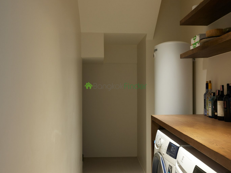 Thonglor, Bangkok, Thailand, 2 Bedrooms Bedrooms, ,2 BathroomsBathrooms,Condo,For Rent,Beatniq,7366