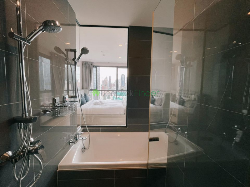 Chidlom, Bangkok, Thailand, 2 Bedrooms Bedrooms, ,2 BathroomsBathrooms,Condo,For Rent,Q Chidlom,7371