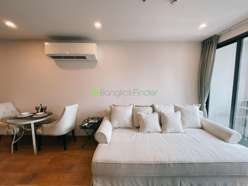 Chidlom, Bangkok, Thailand, 2 Bedrooms Bedrooms, ,2 BathroomsBathrooms,Condo,For Rent,Q Chidlom,7371