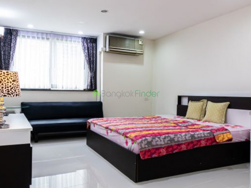 Sukhumvit 24, Bangkok, Thailand, 3 Bedrooms Bedrooms, ,3 BathroomsBathrooms,Condo,For Rent,President Park,7397