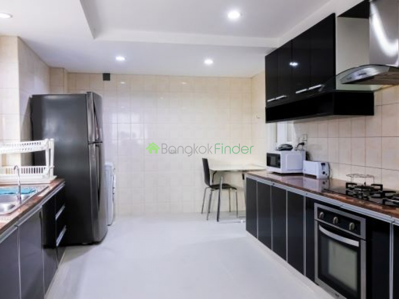 Sukhumvit 24, Bangkok, Thailand, 3 Bedrooms Bedrooms, ,3 BathroomsBathrooms,Condo,For Rent,President Park,7397