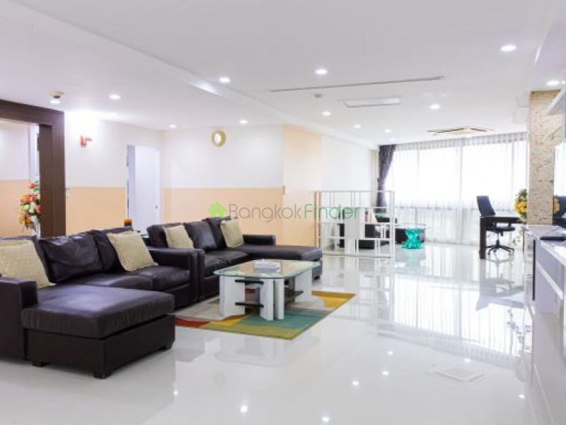 Sukhumvit 24, Bangkok, Thailand, 3 Bedrooms Bedrooms, ,3 BathroomsBathrooms,Condo,For Rent,President Park,7397