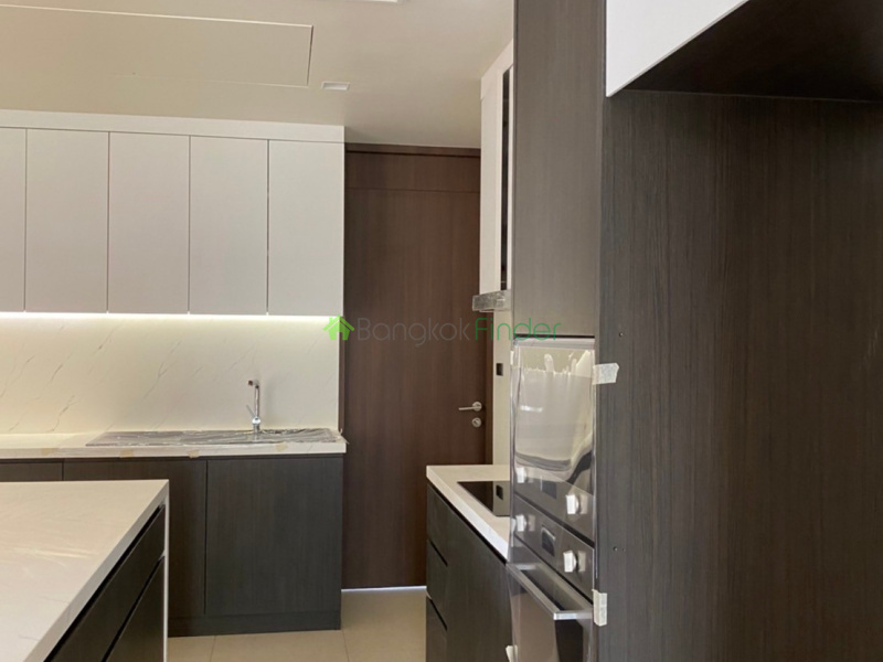 Address not available!, 3 Bedrooms Bedrooms, ,3 BathroomsBathrooms,Apartment,For Rent,Raveevan Space,Sukhumvit-Phrom Phong,7403