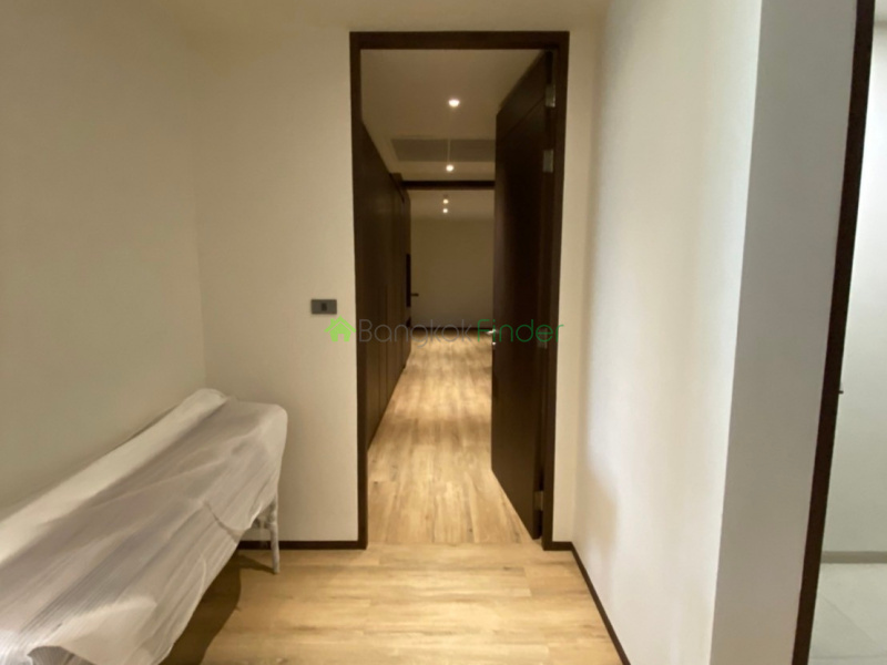 Address not available!, 3 Bedrooms Bedrooms, ,3 BathroomsBathrooms,Apartment,For Rent,Raveevan Space,Sukhumvit-Phrom Phong,7403