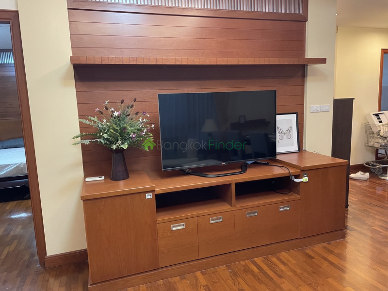 Lang Suan, Ploenchit, Bangkok, Thailand, 2 Bedrooms Bedrooms, ,2 BathroomsBathrooms,Condo,For Rent,Baan Navarang,Lang Suan,7423