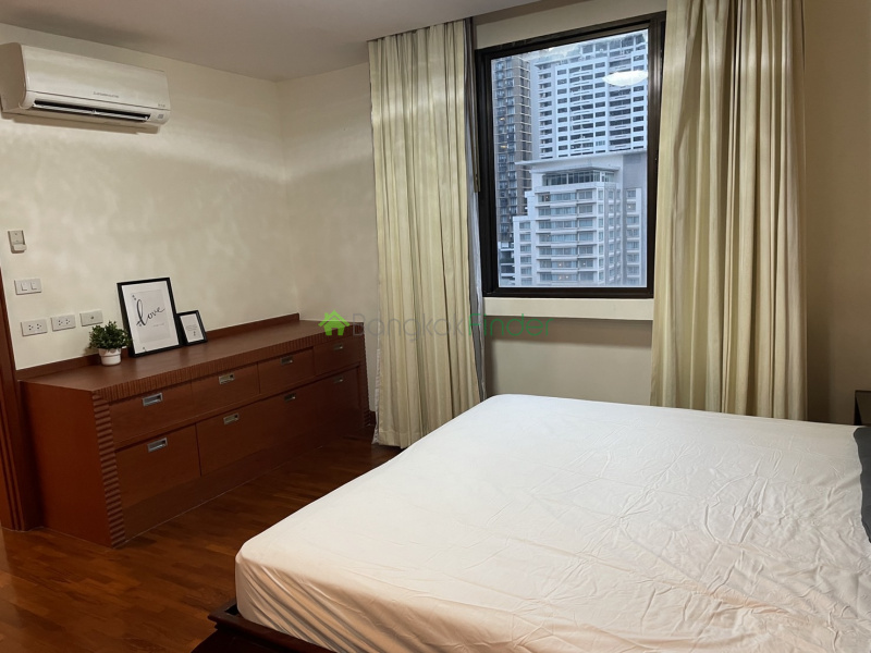 Lang Suan, Ploenchit, Bangkok, Thailand, 2 Bedrooms Bedrooms, ,2 BathroomsBathrooms,Condo,For Rent,Baan Navarang,Lang Suan,7423