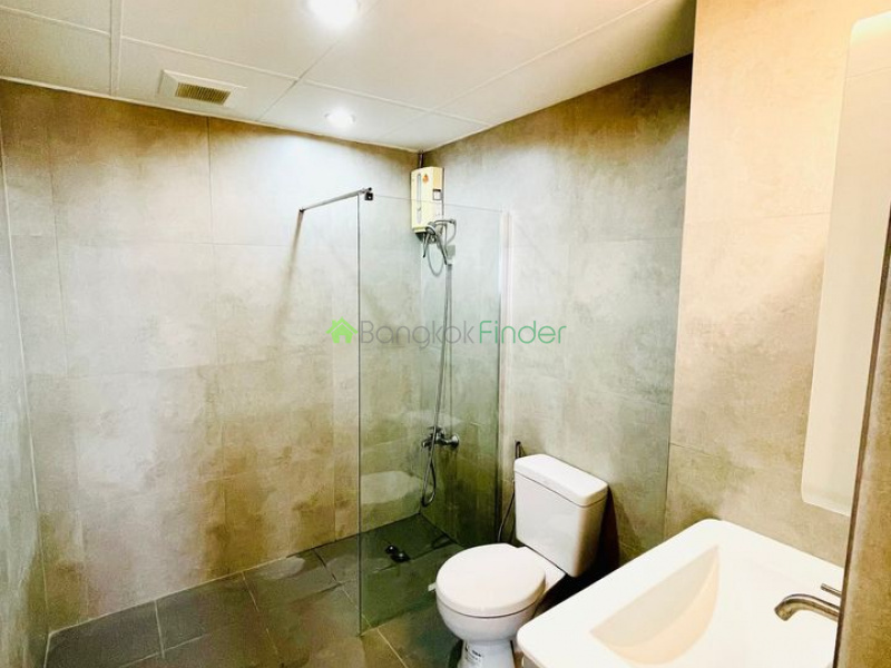 Thonglor, Bangkok, Thailand, 2 Bedrooms Bedrooms, ,2 BathroomsBathrooms,Condo,For Rent,Top View Tower,7424