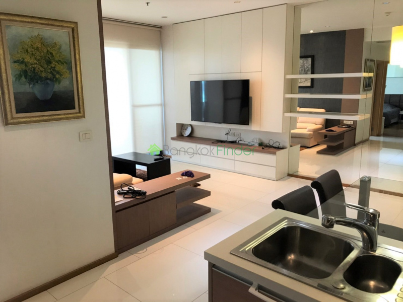 Sukhumvit, Bangkok, Thailand, 1 Bedroom Bedrooms, ,1 BathroomBathrooms,Condo,For Rent,The Emporio,7428