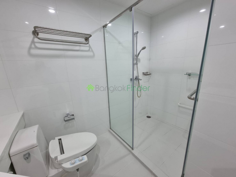 Sathorn, Sathorn, Bangkok, Thailand, 3 Bedrooms Bedrooms, ,4 BathroomsBathrooms,Condo,For Rent,Baan Suanplu,Sathorn,7434