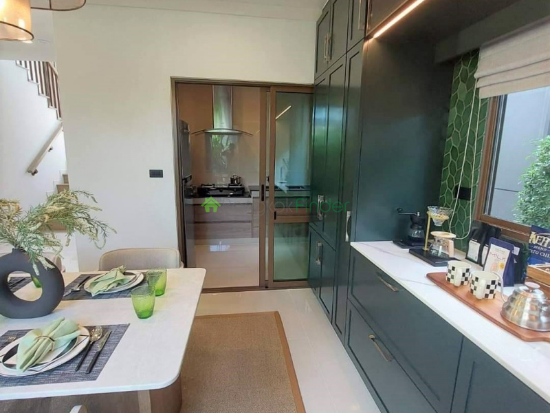 Ramkhamhaeng, Bangkok, Thailand, 4 Bedrooms Bedrooms, ,4 BathroomsBathrooms,House,For Rent,7437