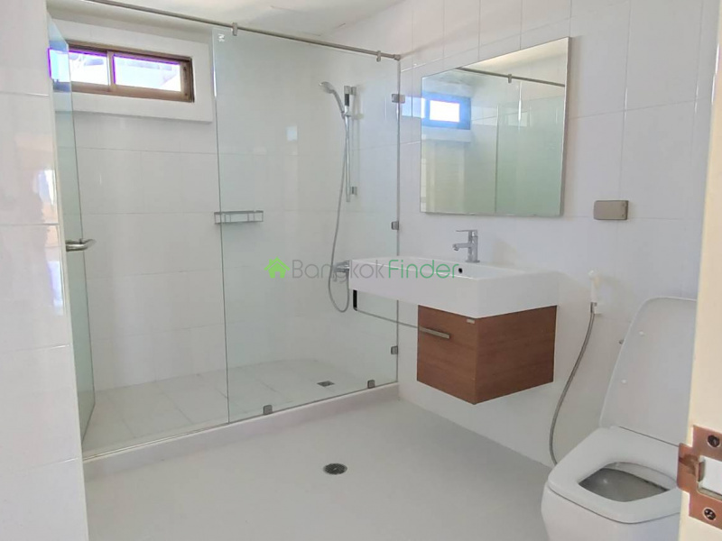 Nana, Bangkok, Thailand, 3 Bedrooms Bedrooms, ,4 BathroomsBathrooms,Condo,For Rent,Tower Park,7443