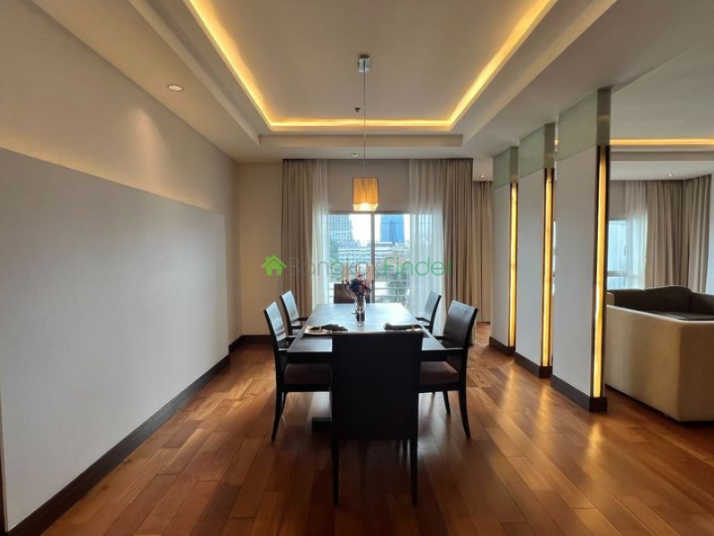Ploenchit-Chidlom, Ploenchit, Bangkok, Thailand, 4 Bedrooms Bedrooms, ,3 BathroomsBathrooms,Condo,For Rent,Royal Residence Park,Ploenchit-Chidlom,7447