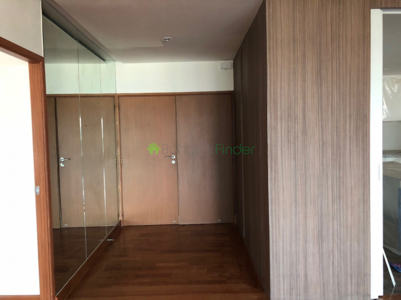 Sathorn, Bangkok, Thailand, 3 Bedrooms Bedrooms, ,3 BathroomsBathrooms,Condo,For Rent,Sathorn Garden,7448