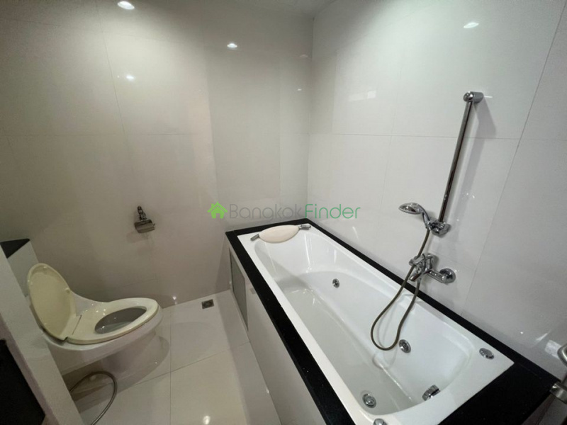 Sukhumvit-Asoke, Asoke, Bangkok, Thailand, 4 Bedrooms Bedrooms, ,4 BathroomsBathrooms,Condo,For Rent,City Lake Tower,Sukhumvit-Asoke,7454