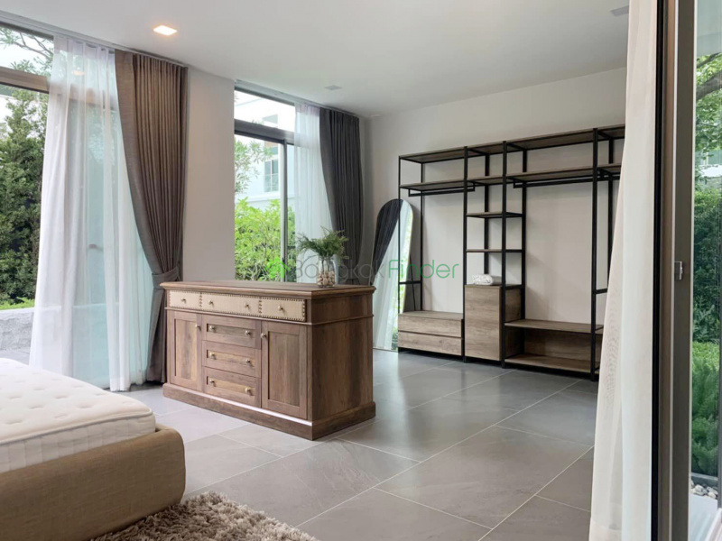 Rama 9, Bangkok, Thailand, 3 Bedrooms Bedrooms, ,4 BathroomsBathrooms,House,For Sale,7460