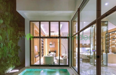 Ekamai, Bangkok, Thailand, 4 Bedrooms Bedrooms, ,4 BathroomsBathrooms,House,For Sale,7462