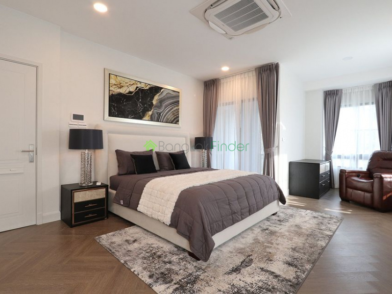 Rama 9, Bangkok, Thailand, 4 Bedrooms Bedrooms, ,5 BathroomsBathrooms,House,For Rent,7467