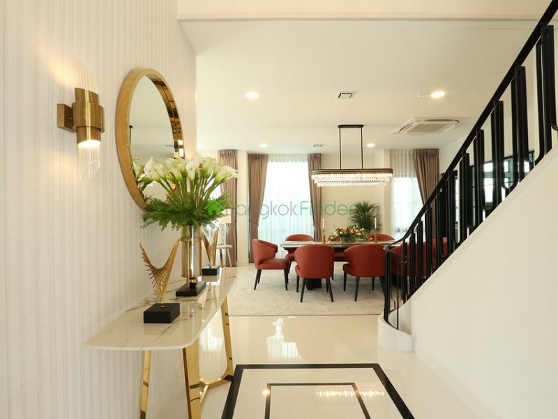 Rama 9, Bangkok, Thailand, 4 Bedrooms Bedrooms, ,5 BathroomsBathrooms,House,For Rent,7467