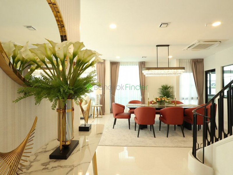 Rama 9, Bangkok, Thailand, 4 Bedrooms Bedrooms, ,5 BathroomsBathrooms,House,For Rent,7467
