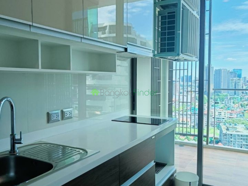 Phromphong, Bangkok, Thailand, 3 Bedrooms Bedrooms, ,2 BathroomsBathrooms,Condo,For Rent,Supalai Oreintal Place 39,7469