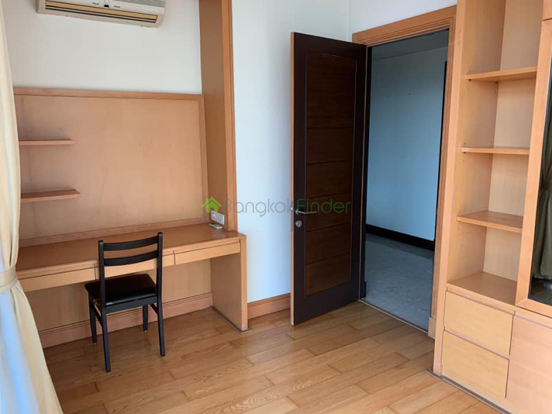 Ekamai, Bangkok, Thailand, 3 Bedrooms Bedrooms, ,3 BathroomsBathrooms,Condo,For Rent,Nusasiri,7473