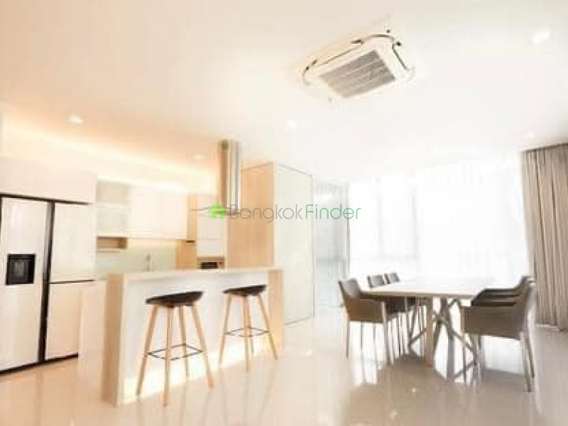 Phetburi, Phetburi, Bangkok, Thailand, 3 Bedrooms Bedrooms, ,4 BathroomsBathrooms,House,For Rent,Phetburi,7475