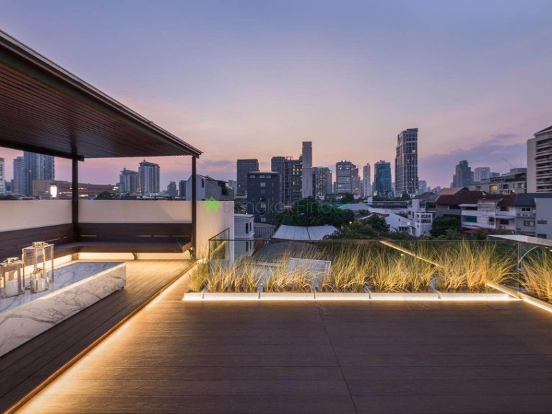 Ekamai, Bangkok, Thailand, 4 Bedrooms Bedrooms, ,4 BathroomsBathrooms,House,For Rent,7479