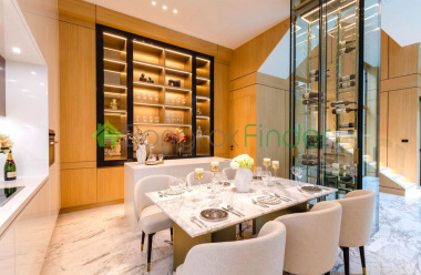 Ekamai, Bangkok, Thailand, 4 Bedrooms Bedrooms, ,4 BathroomsBathrooms,House,For Rent,7479