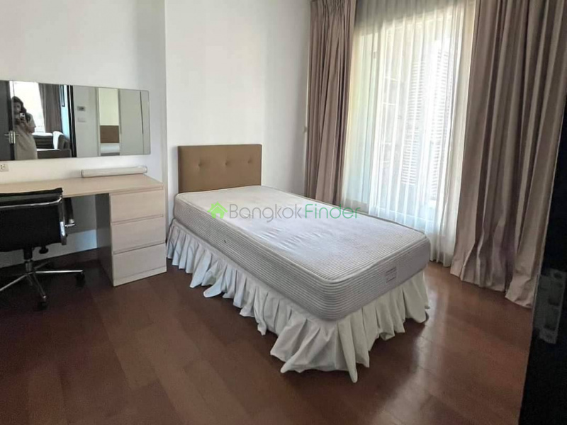 Chidlom, Bangkok, Thailand, 3 Bedrooms Bedrooms, ,3 BathroomsBathrooms,Condo,For Rent,The Address Chidlom,7480